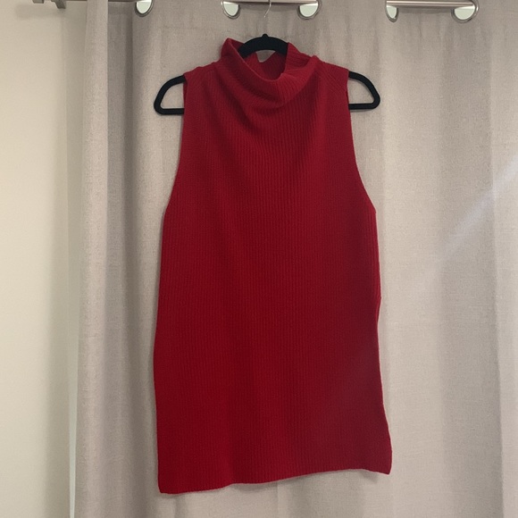 Aritzia Wool Cowl Neck Tank size M - Picture 6 of 11